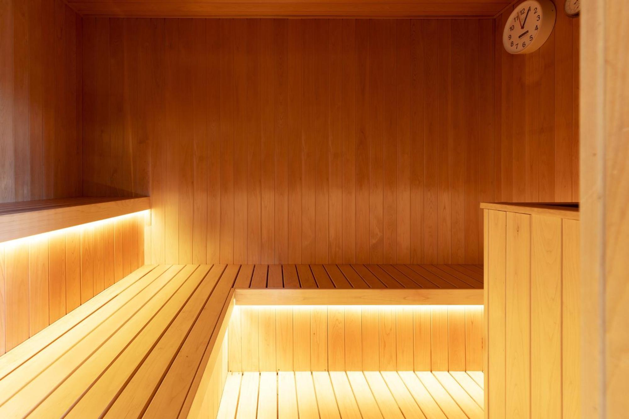 Ooedo Onsen Monogatari Premium Kaga Maruya Hotel Exterior foto
